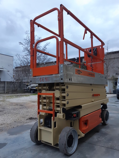 2#4994 Piattaforma aerea verticale a pantografo JLG 2630ES in vendita - foto 3