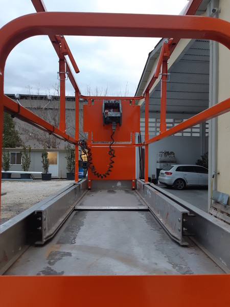 2#4994 Piattaforma aerea verticale a pantografo JLG 2630ES in vendita - foto 5