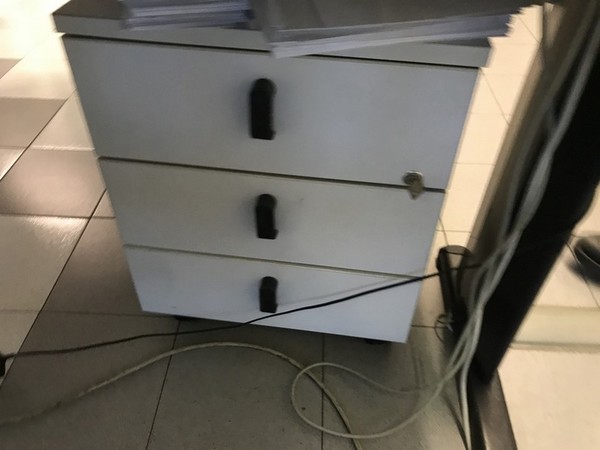 14#4997 Arredi e attrezzature da ufficio in vendita - foto 19