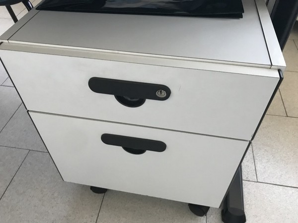 14#4997 Arredi e attrezzature da ufficio in vendita - foto 43