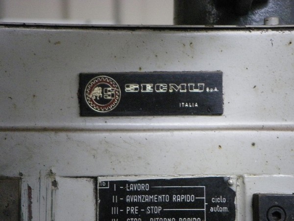 8#4997 Centro di lavoro Takisawa e fresatrice Secmu in vendita - foto 16