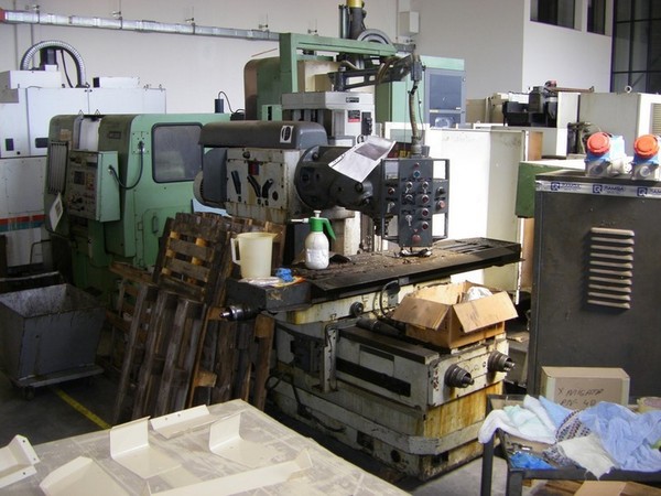 8#4997 Centro di lavoro Takisawa e fresatrice Secmu in vendita - foto 19