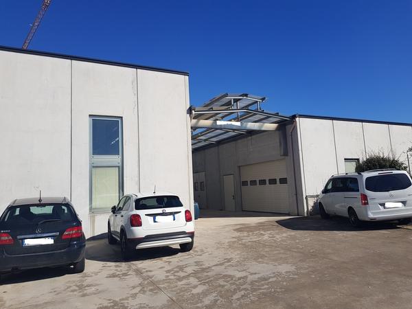 1#5009 Cessione di beni mobili e immobili di società dedita alla produzione di maglieria in vendita - foto 2