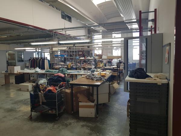 1#5009 Cessione di beni mobili e immobili di società dedita alla produzione di maglieria in vendita - foto 21