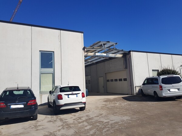 2#5009 Cessione di beni mobili e immobile di società dedita alla produzione di maglieria in vendita - foto 2