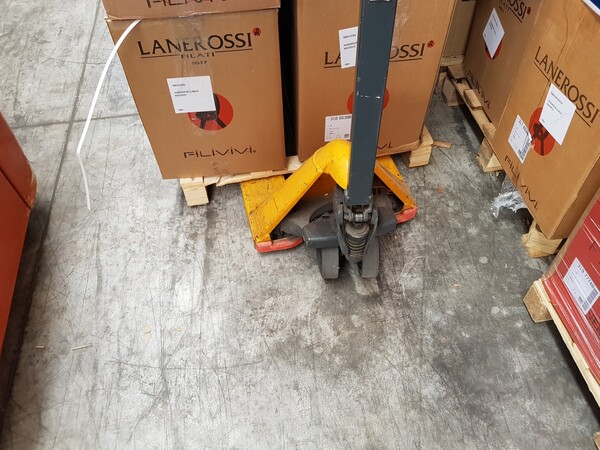 2#5009 Cessione di beni mobili e immobile di società dedita alla produzione di maglieria in vendita - foto 150