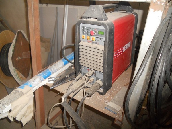 18#5016 Saldatrice Cebora e curvatrice in vendita - foto 2