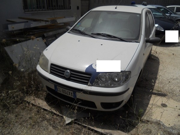 32#5016 Autovettura Fiat Punto in vendita - foto 4