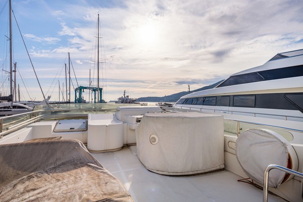 1#5020 UNITA' DA DIPORTO A MOTORE FERRETTI 590 in vendita - foto 5