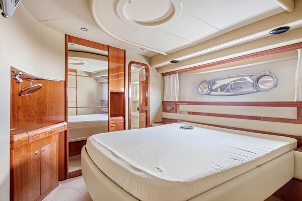 1#5020 UNITA' DA DIPORTO A MOTORE FERRETTI 590 in vendita - foto 15