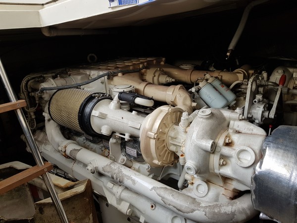 1#5020 UNITA' DA DIPORTO A MOTORE FERRETTI 590 in vendita - foto 19