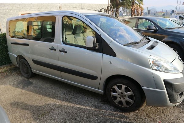 Autocarri in vendita