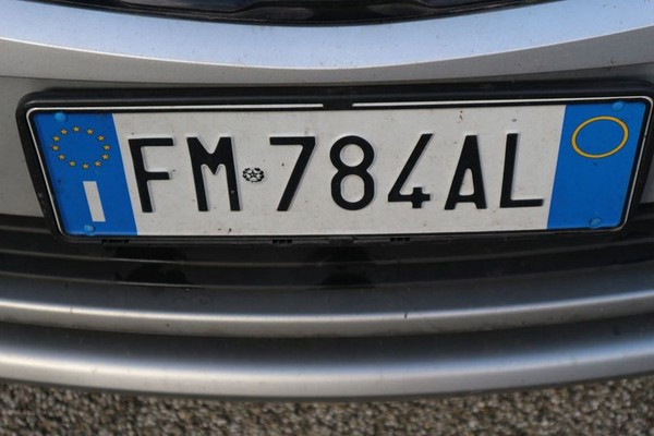 6#5021 Autovettura Opel Crossland in vendita - foto 2