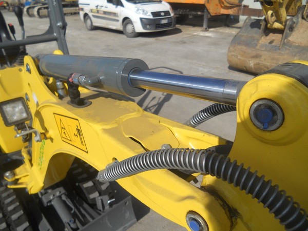 2#5024 Mini escavatore Wacker Neuson 803 in vendita - foto 20