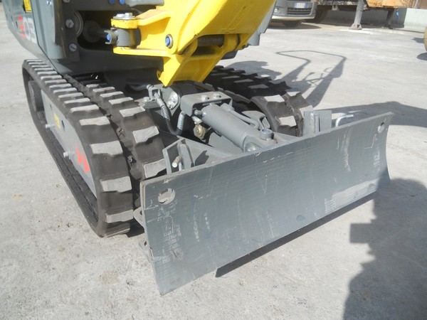 2#5024 Mini escavatore Wacker Neuson 803 in vendita - foto 24