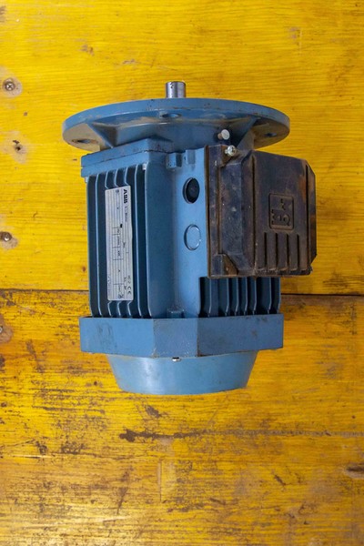 13#5027 Motore elettrico in vendita - foto 3