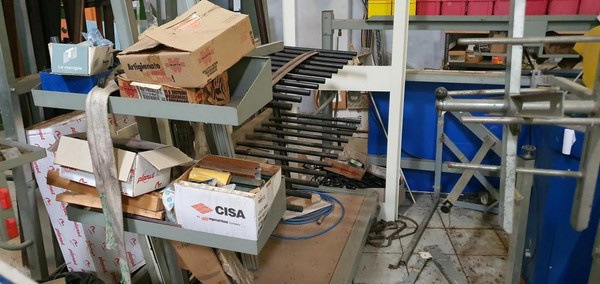 25#5029 Carrelli porta utensili in vendita - foto 4