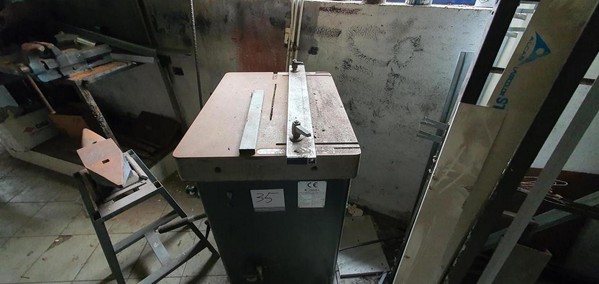 Attrezzatura meccanica in vendita