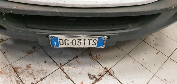 401#5029 Autocarro Mercedes in vendita - foto 2
