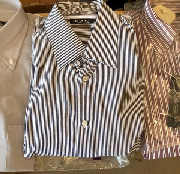 1#5036 Abbigliamento e arredi punto vendita in vendita - foto 2