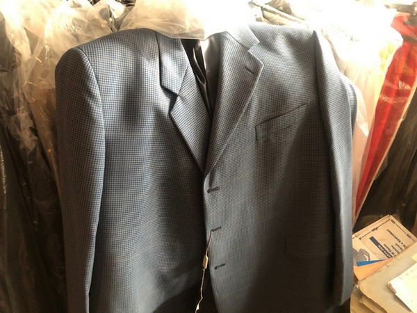 1#5036 Abbigliamento e arredi punto vendita in vendita - foto 10