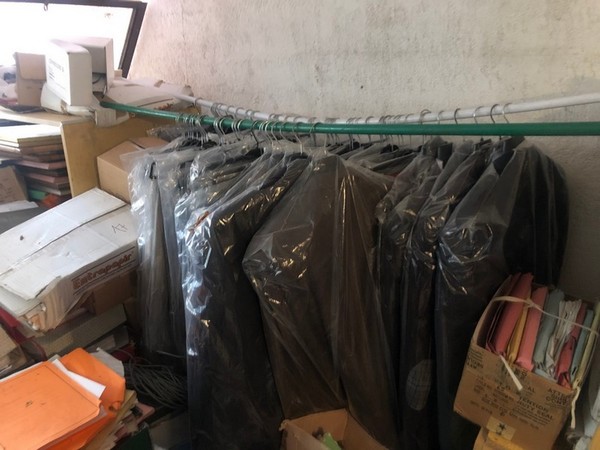 1#5036 Abbigliamento e arredi punto vendita in vendita - foto 15