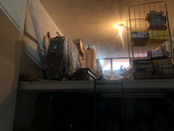 1#5036 Abbigliamento e arredi punto vendita in vendita - foto 35