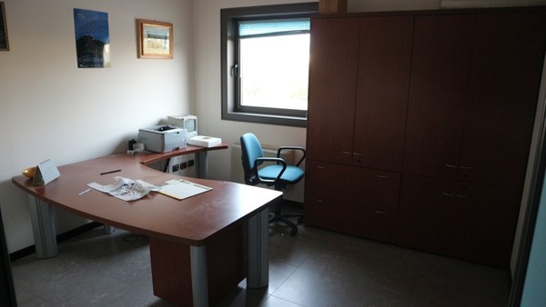 1#5037 Arredamenti ed attrezzature da ufficio in vendita - foto 3