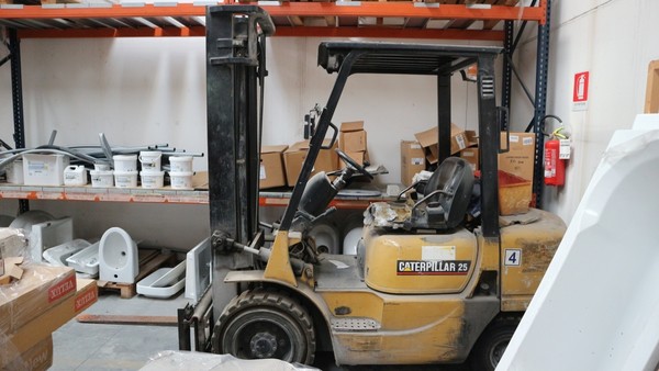 Carrelli elevatori in vendita