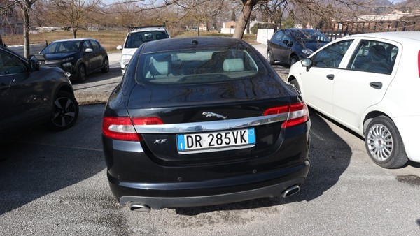 21#5037 Autovettura Jaguar in vendita - foto 9