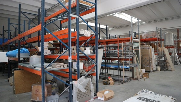 5#5037 Scaffali e ceste in vendita - foto 1