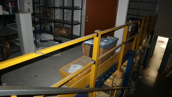 7#5037 Soppalco e scaffali in vendita - foto 9