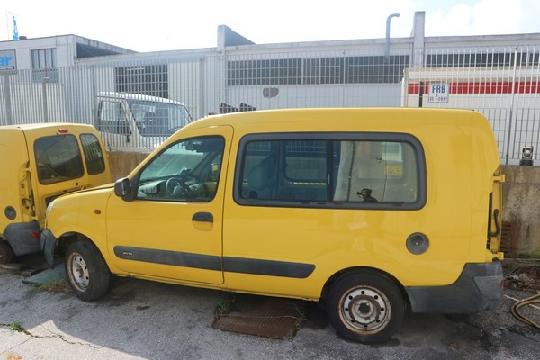 22#5039 Autocarri Renault Cangoo in vendita - foto 3