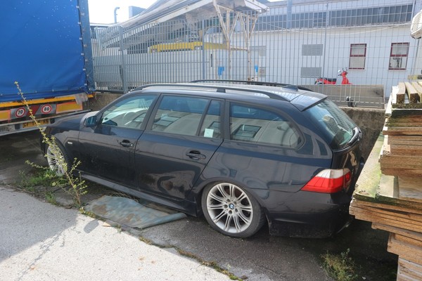 23#5039 Autovettura BMW in vendita - foto 4