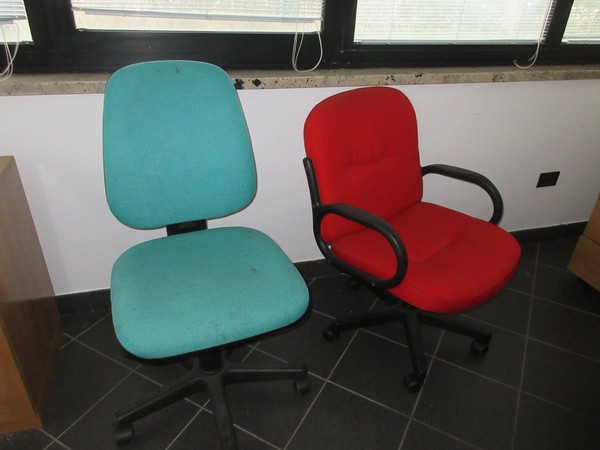 2#5042 Arredi e attrezzature elettroniche da ufficio in vendita - foto 5