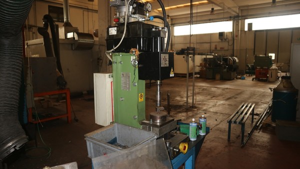 154#5049 Pressa idraulica Fluid  Press in vendita - foto 5