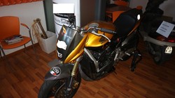 Honda motorcycle and Honda Bali moped - Lote 243 (Subasta 5049)