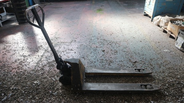 249#5049 Transpallet elettrici e manuali in vendita - foto 2