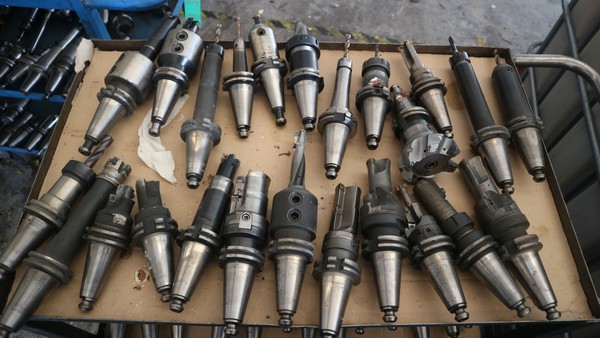 250#5049 Utensili e strumenti di misura in vendita - foto 24