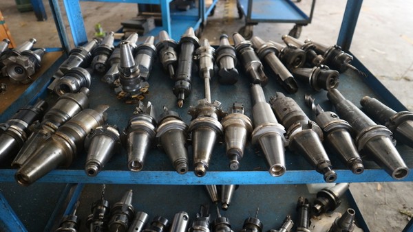 250#5049 Utensili e strumenti di misura in vendita - foto 28