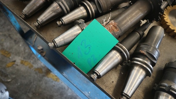 250#5049 Utensili e strumenti di misura in vendita - foto 31