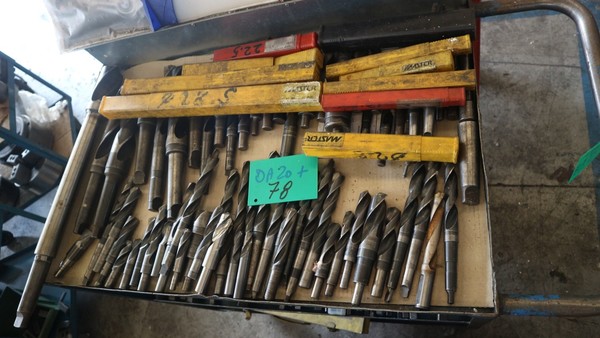 250#5049 Utensili e strumenti di misura in vendita - foto 88