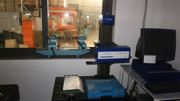 31#5049 Attrezzature officina in vendita - foto 1