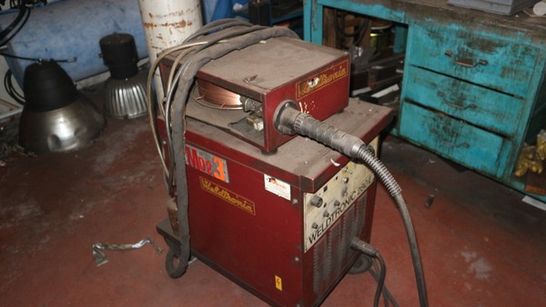 5#5049 Saldatrice Weldtronic e smerigliatrice in vendita - foto 2