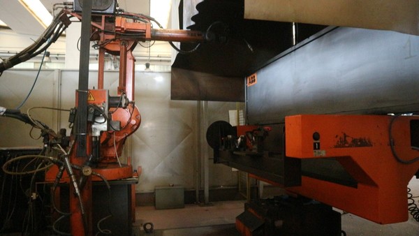 59#5049 Robot di saldatura Abb e saldatrice Abb in vendita - foto 4