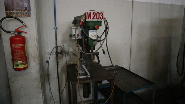 77#5049 Marcatrice pneumatica Automator e trapani a colonna Serrmac in vendita - foto 6