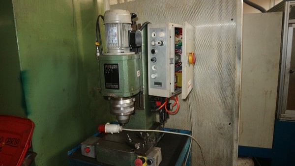 95#5049 Ribaditrice Walco in vendita - foto 2