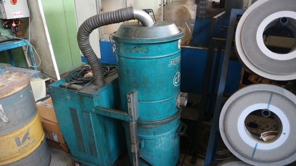 98#5049 Smerigliatrice Marpol e aspiratori in vendita - foto 8