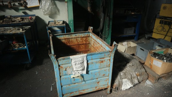 251#50490 Magazzino materie prime e semilavorati in vendita - foto 4