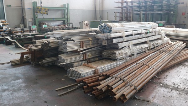251#50490 Magazzino materie prime e semilavorati in vendita - foto 23